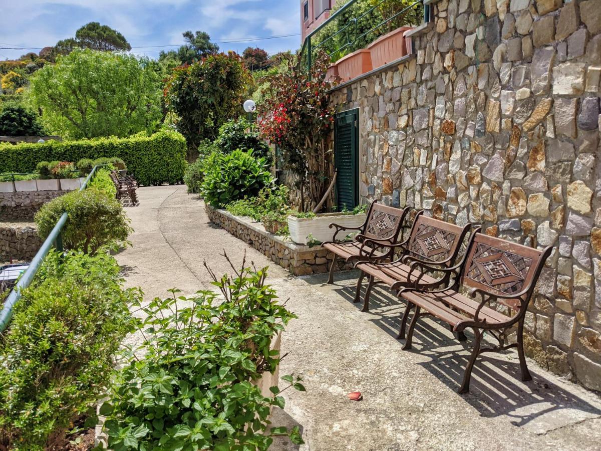Albergo Le Querce Ponza Exterior photo
